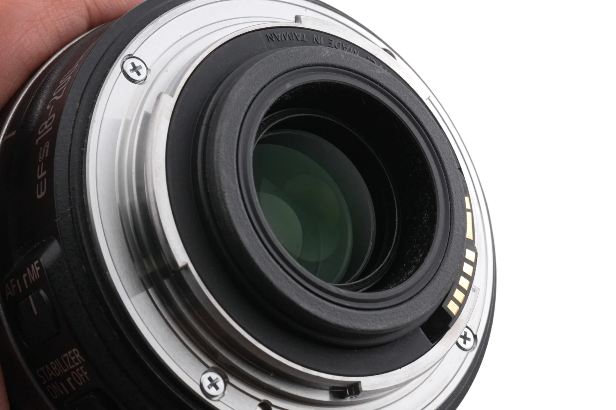 Canon 18-200mm f3.5-5.6 IS - Image 4