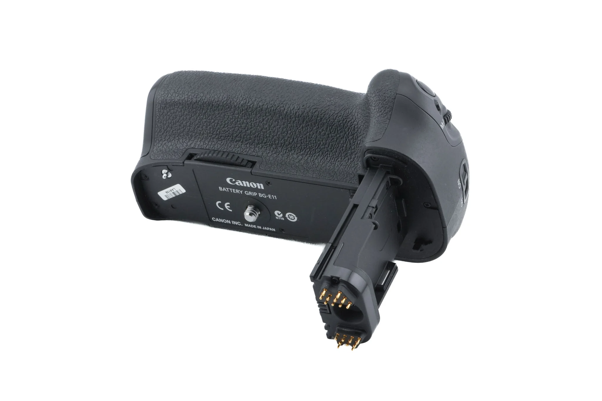 Canon BG-E11 Battery Grip - Image 3
