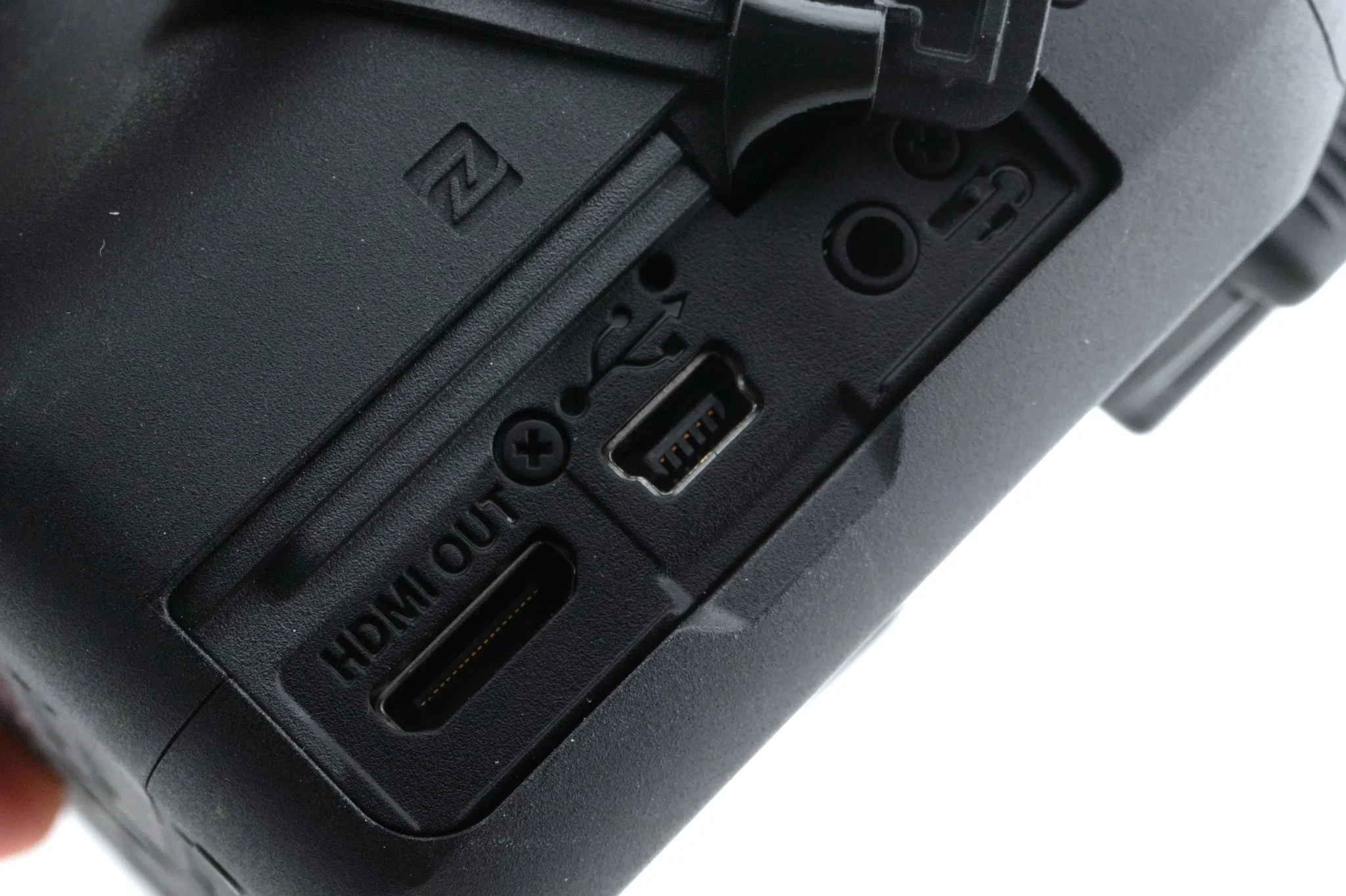 Canon EOS 2000D - Image 7
