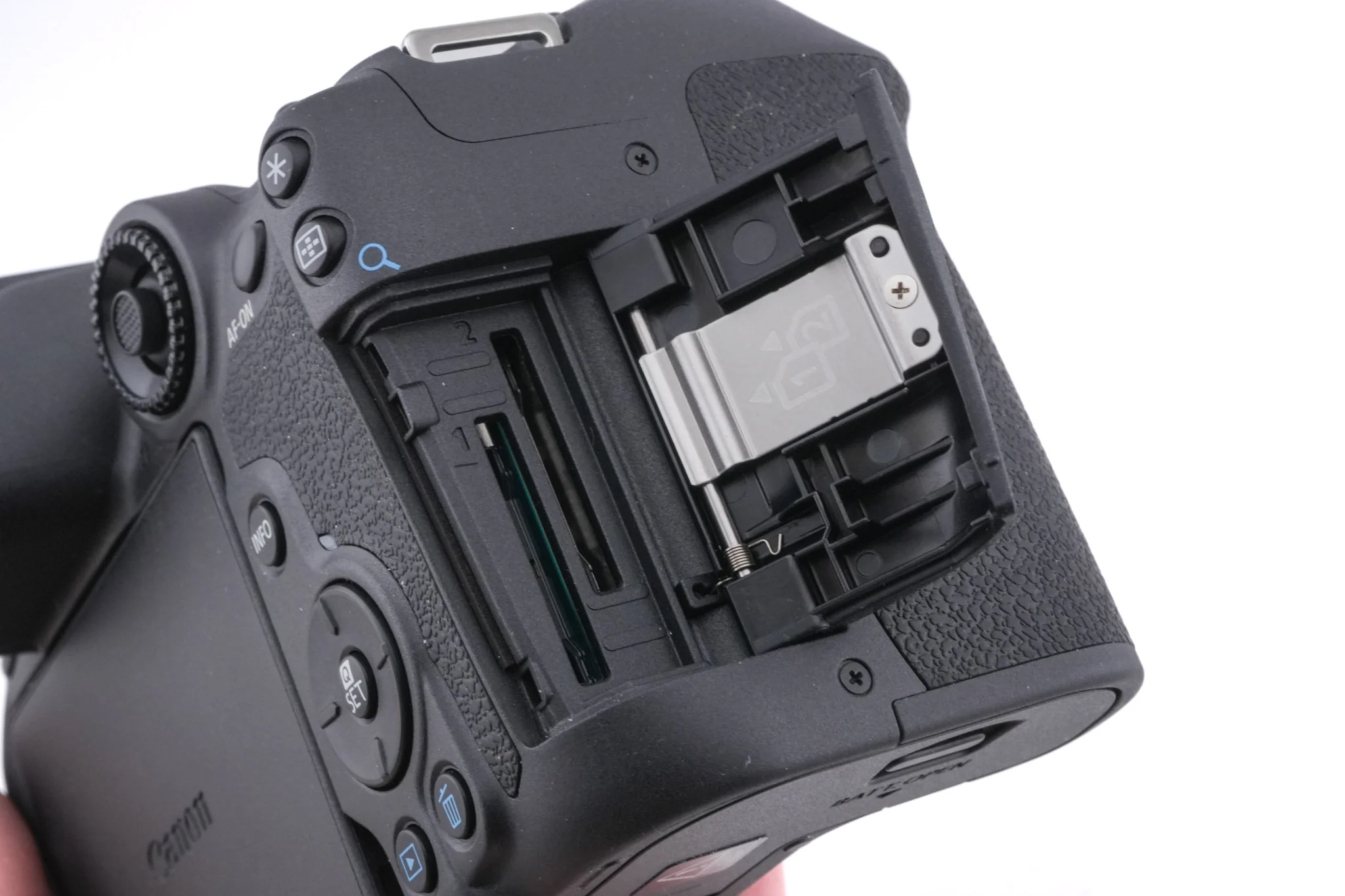 Canon EOS R7 - Image 7