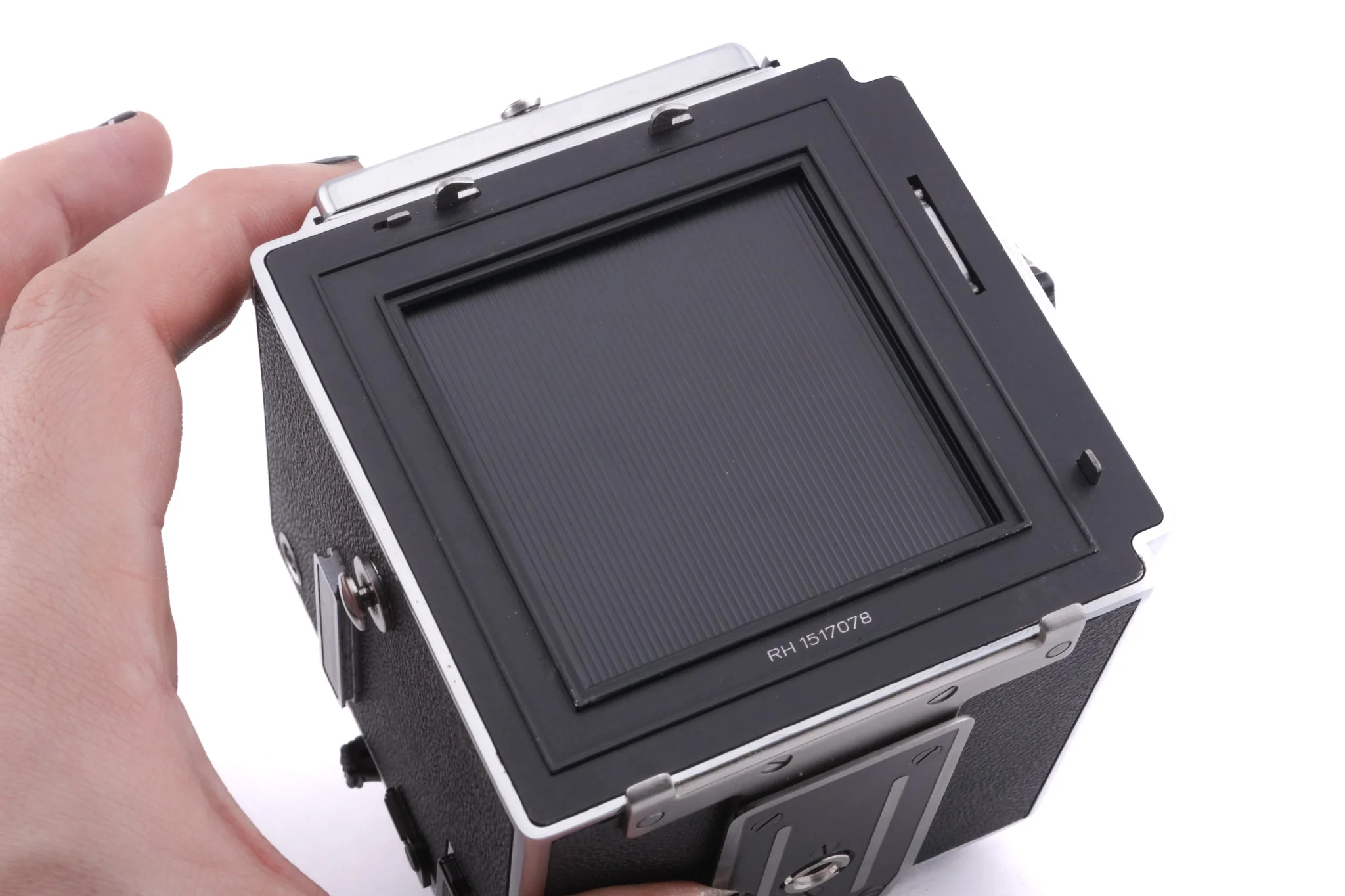 Hasselblad 2000FC/M (Silver, 10316) + Waist Level Finder (Old / Silver, 42021) + Acute Matte Focusing Screen (42165) - Image 7