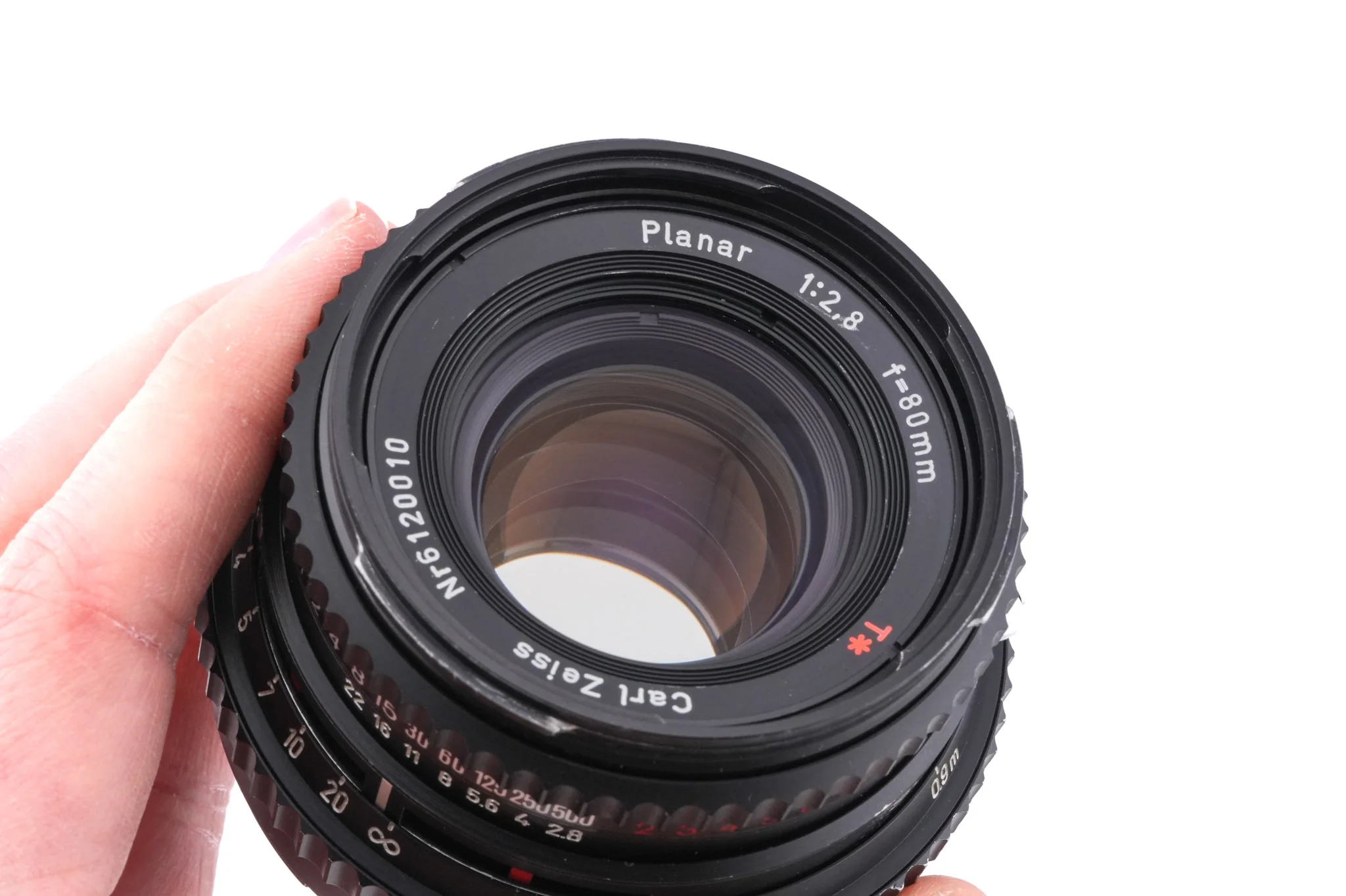 Hasselblad 500C/M (Black, 10170) + Acute Matte Focusing Screen (42165) + 80mm f2.8 Planar T* C (Black, 20028) + Waist Level Finder (Old / Black, 42277) + A12N Film Magazine - Image 15