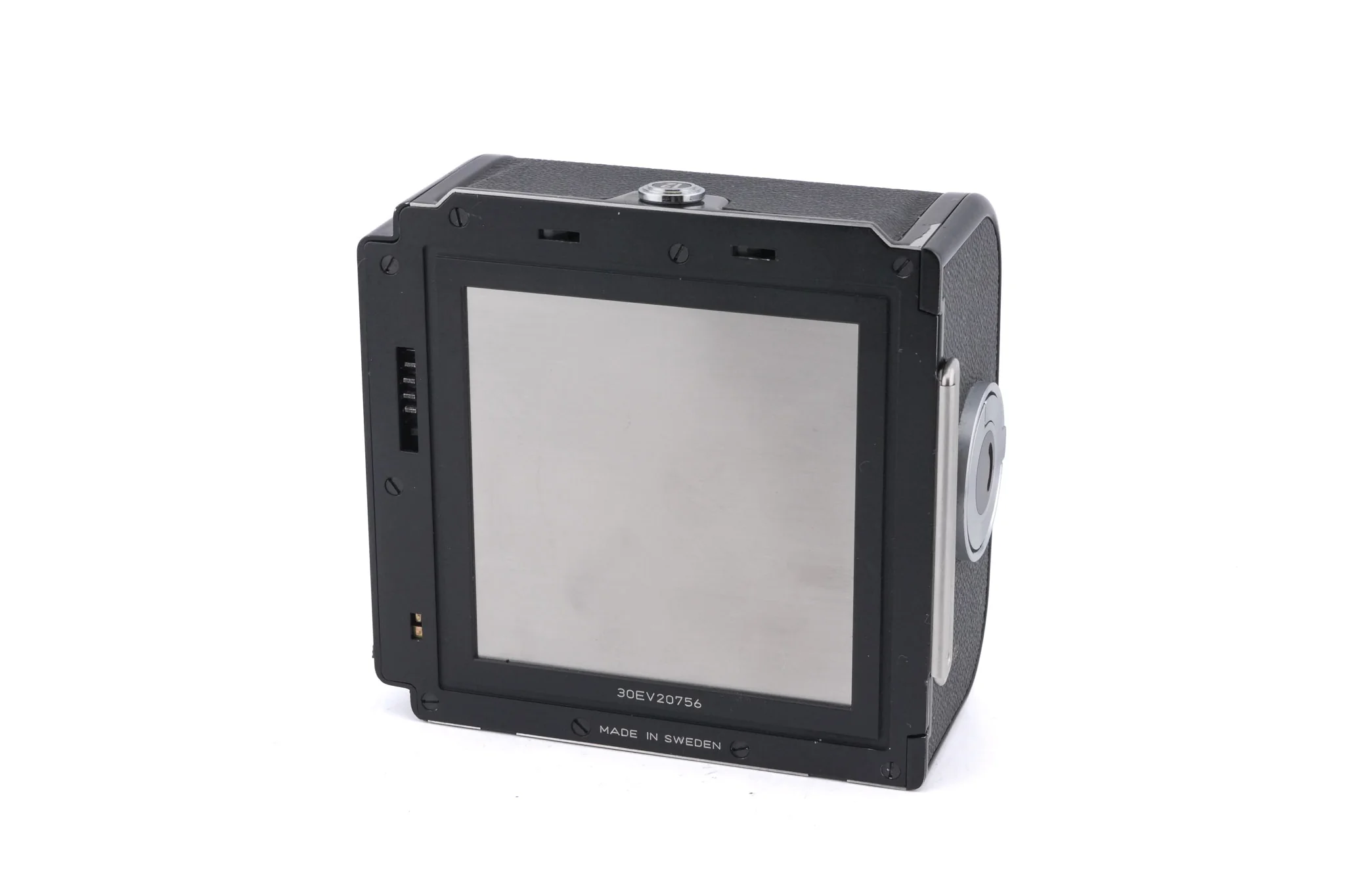 Hasselblad 501C (11045) + 80mm f2.8 Planar T* C (New) (20029) + A12N Film Magazine + Waist Level Finder (New / Black, 42323) + Acute Matte Focusing Screen (42165) - Image 10