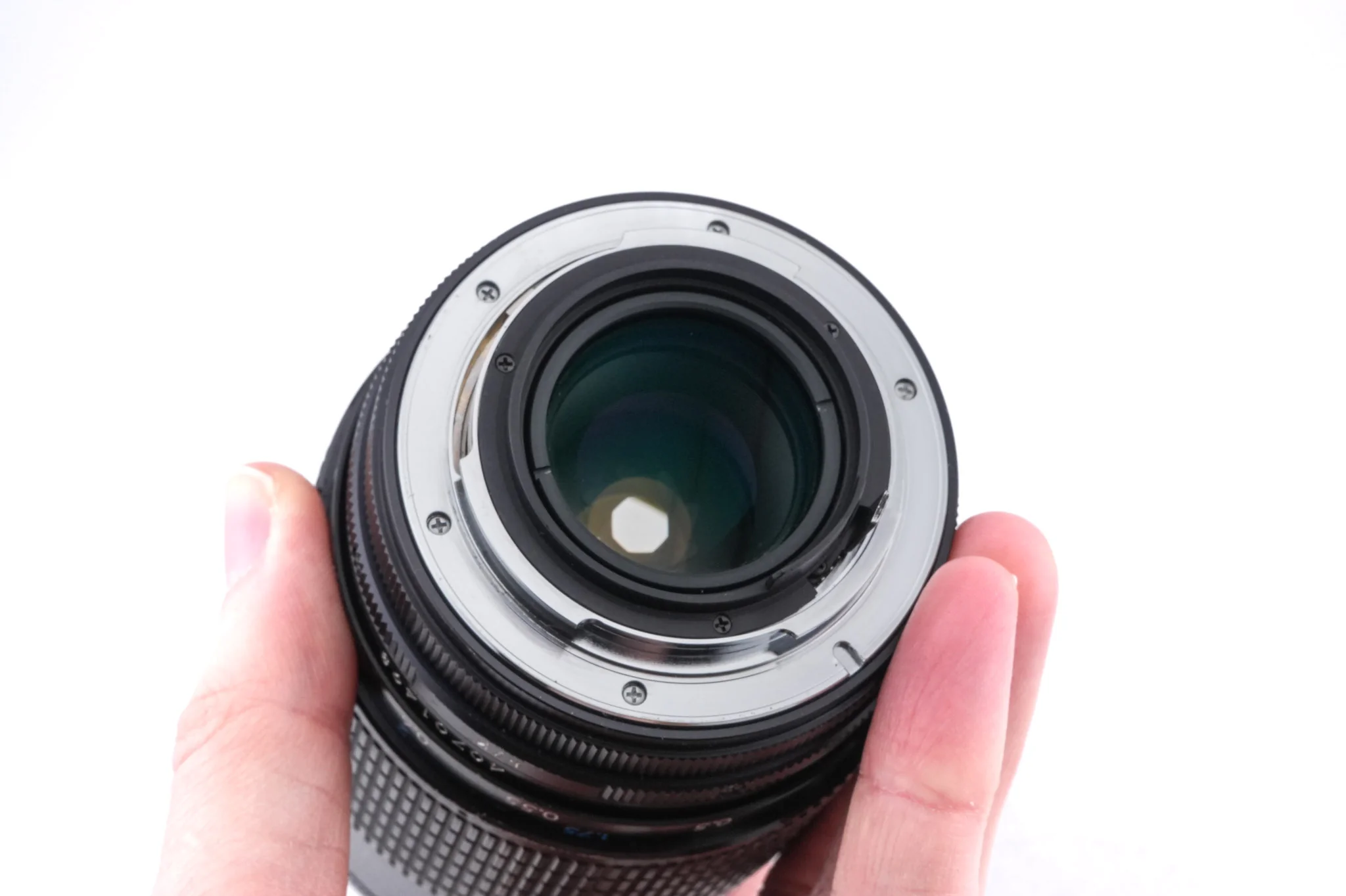 Kiron 105mm f2.8 MC Macro 1:1 - Image 4
