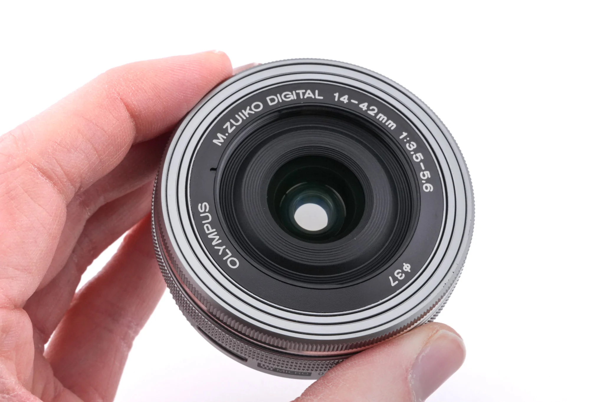 Olympus 14-42mm f3.5-5.6 M.Zuiko Digital EZ ED MSC - Image 3