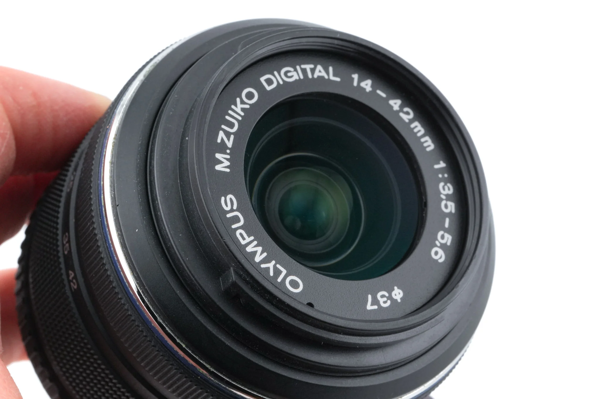 Olympus 14-42mm f3.5-5.6 M.Zuiko Digital R MSC II - Image 3