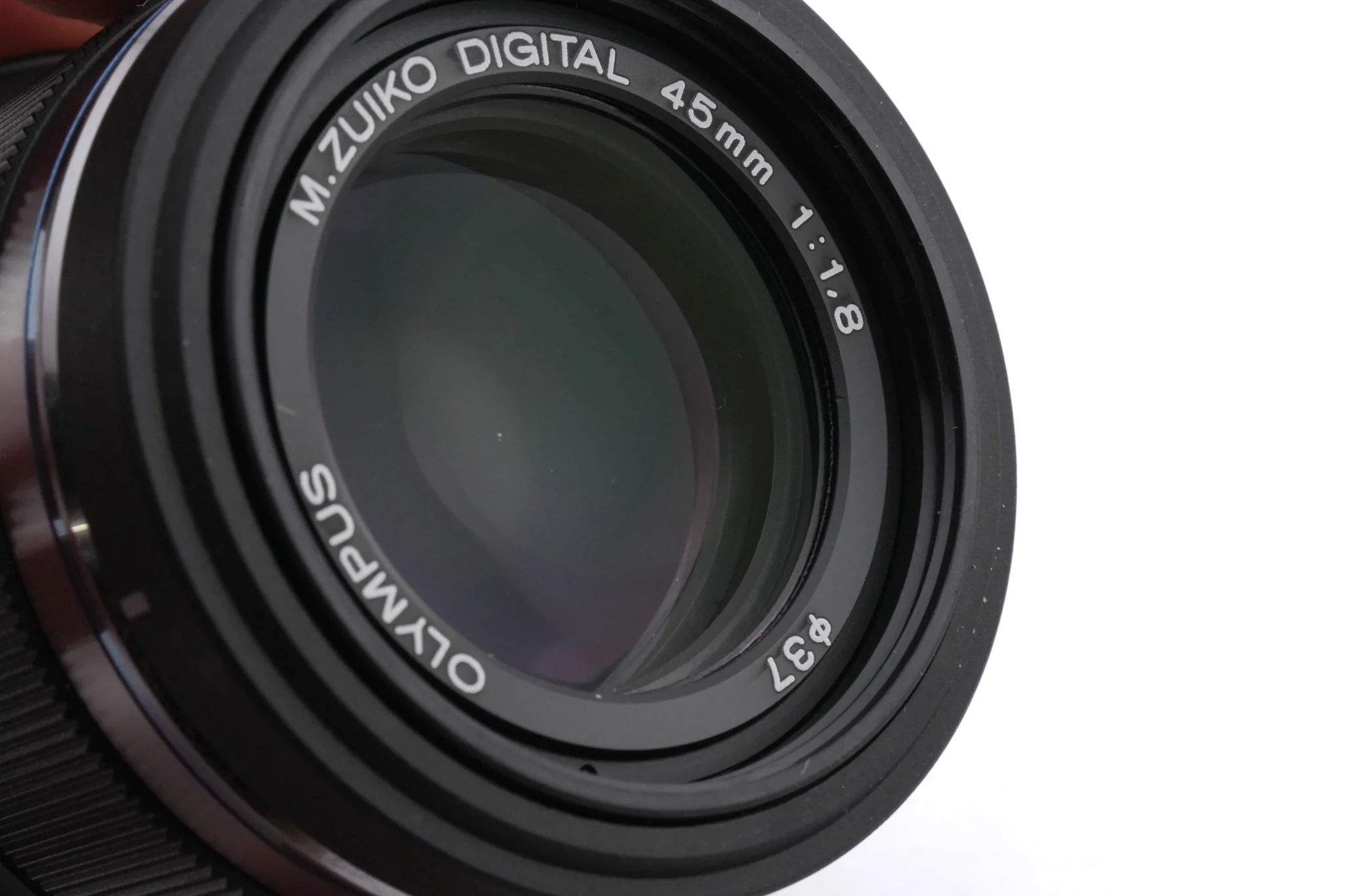 Olympus 45mm f1.8 M.Zuiko Digital MSC - Image 3