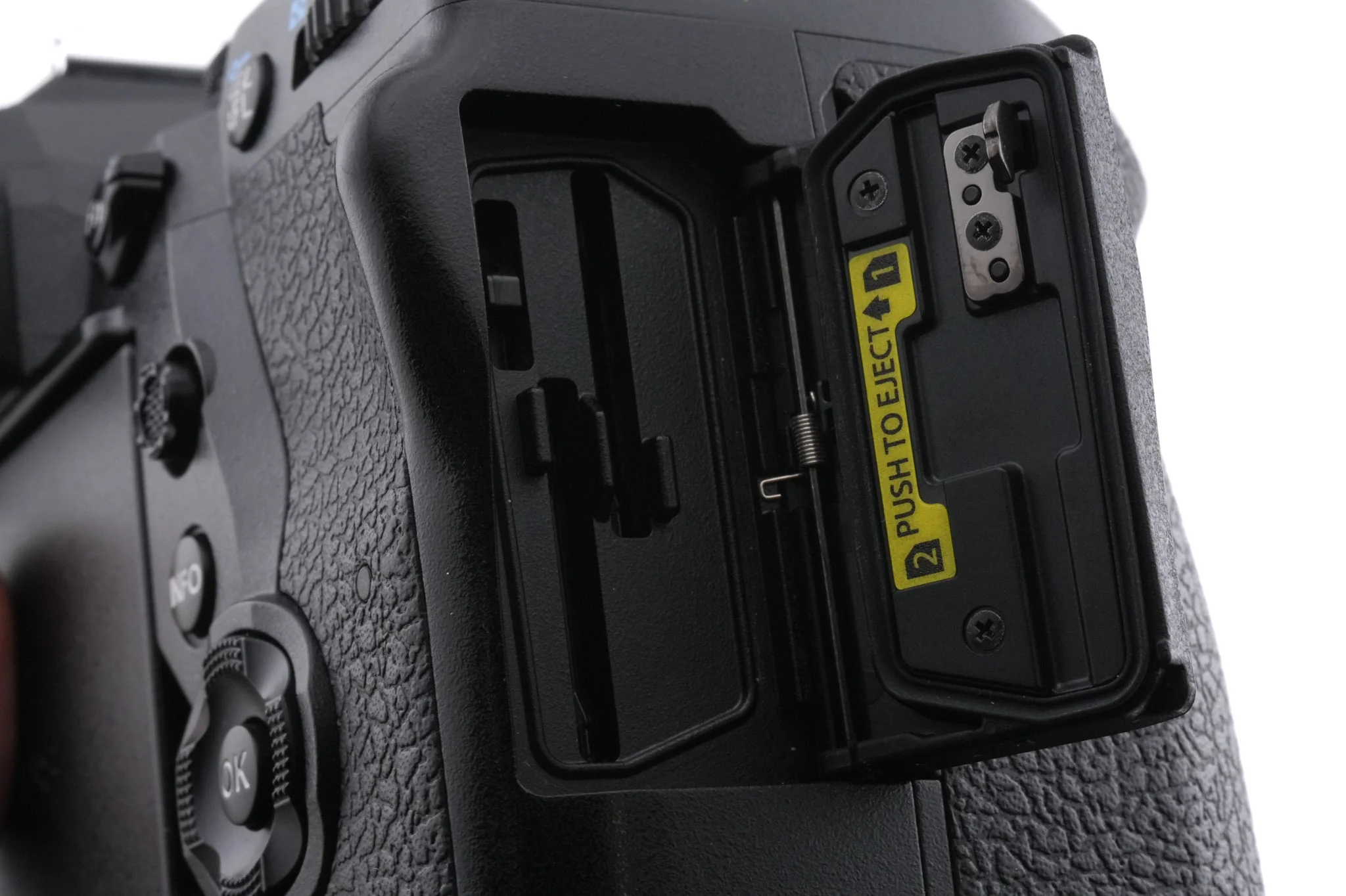 Olympus OM-D E-M1X - Image 7