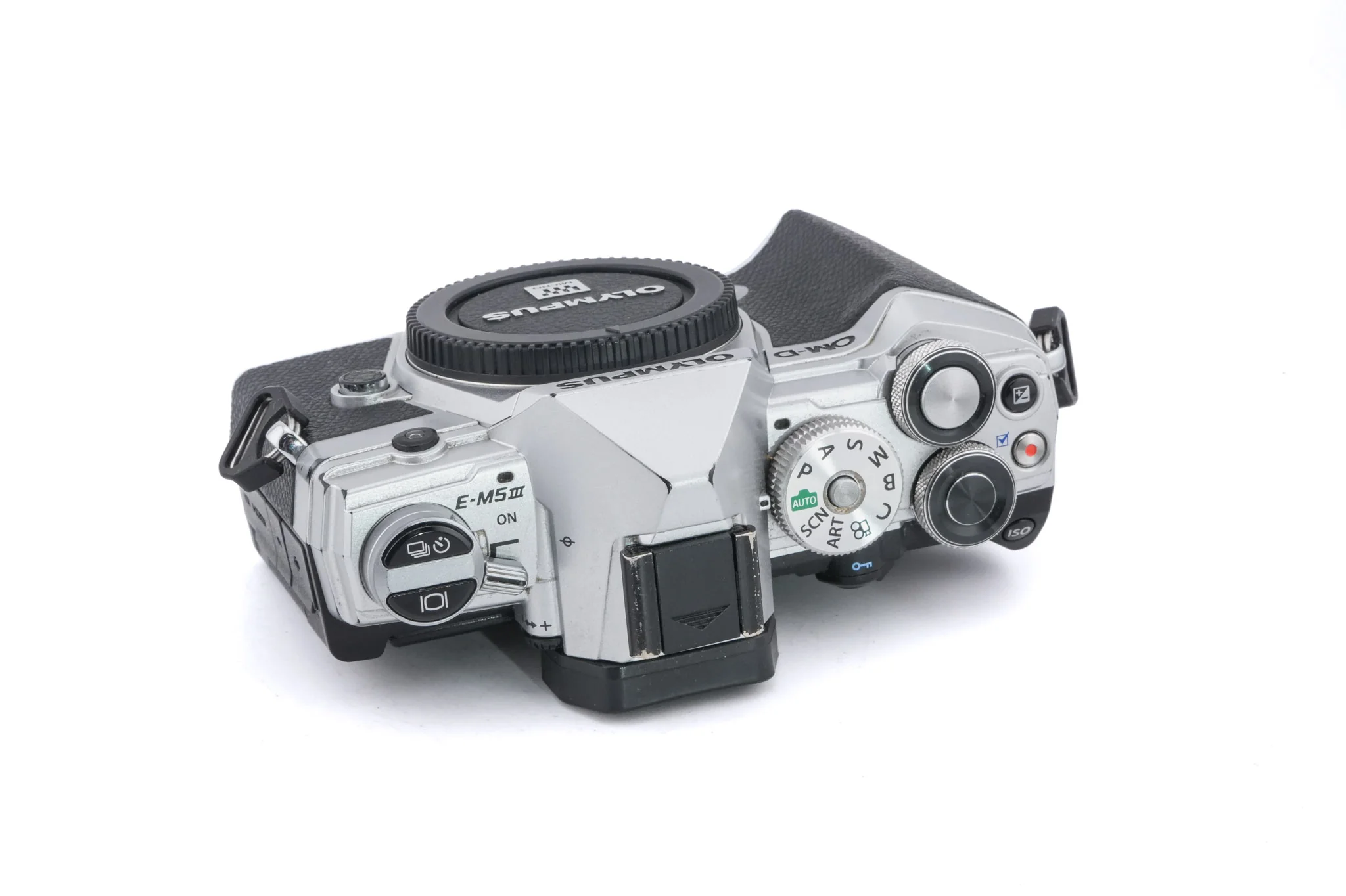 Olympus OM-D E-M5 Mark III - Image 4
