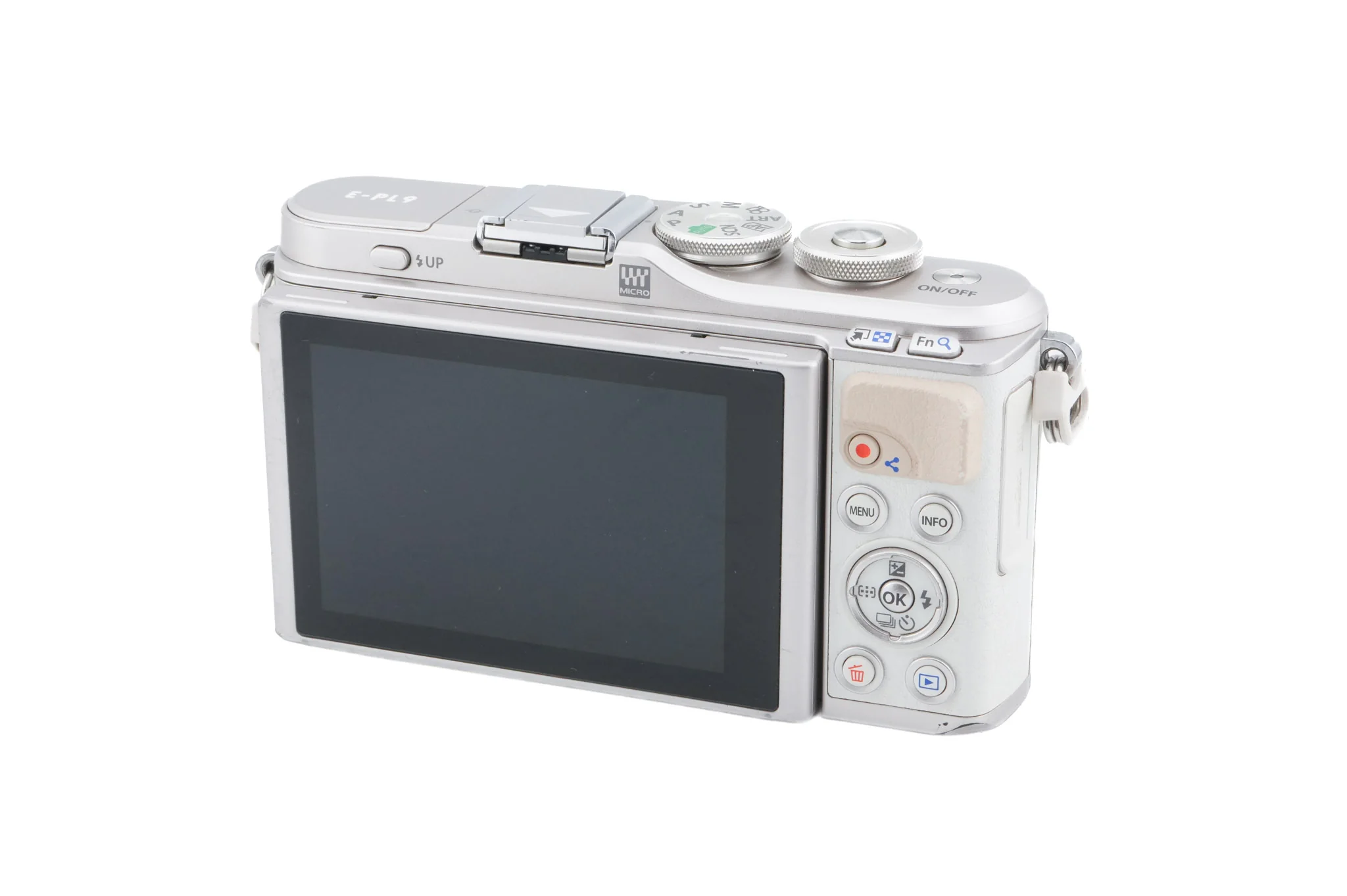 Olympus PEN E-PL9 - Image 3