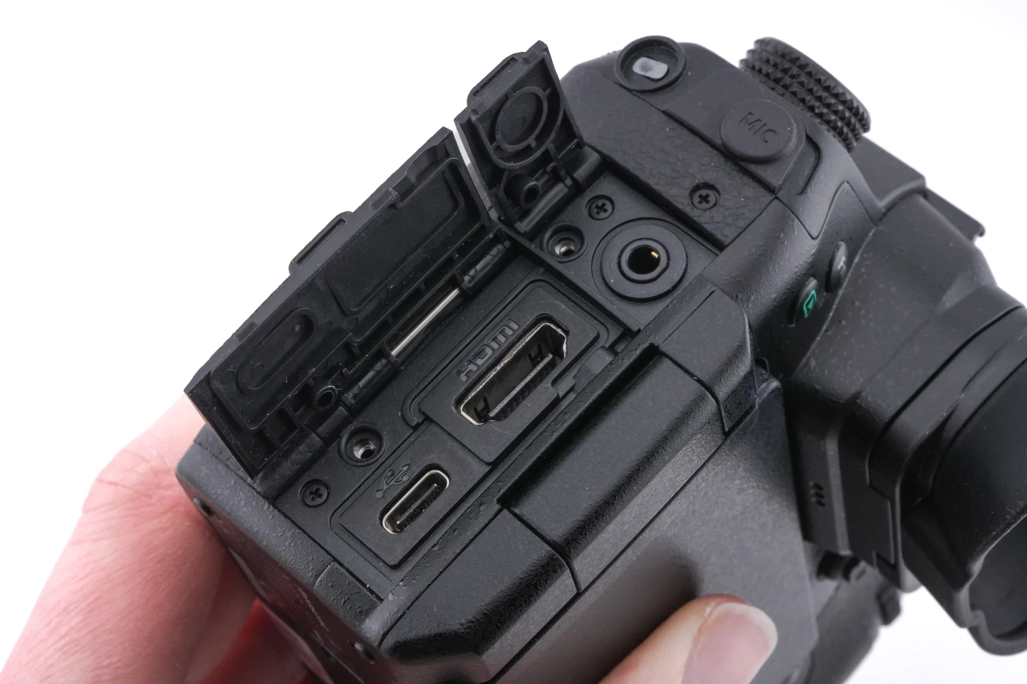 Panasonic Lumix DC-GH5 - Image 8