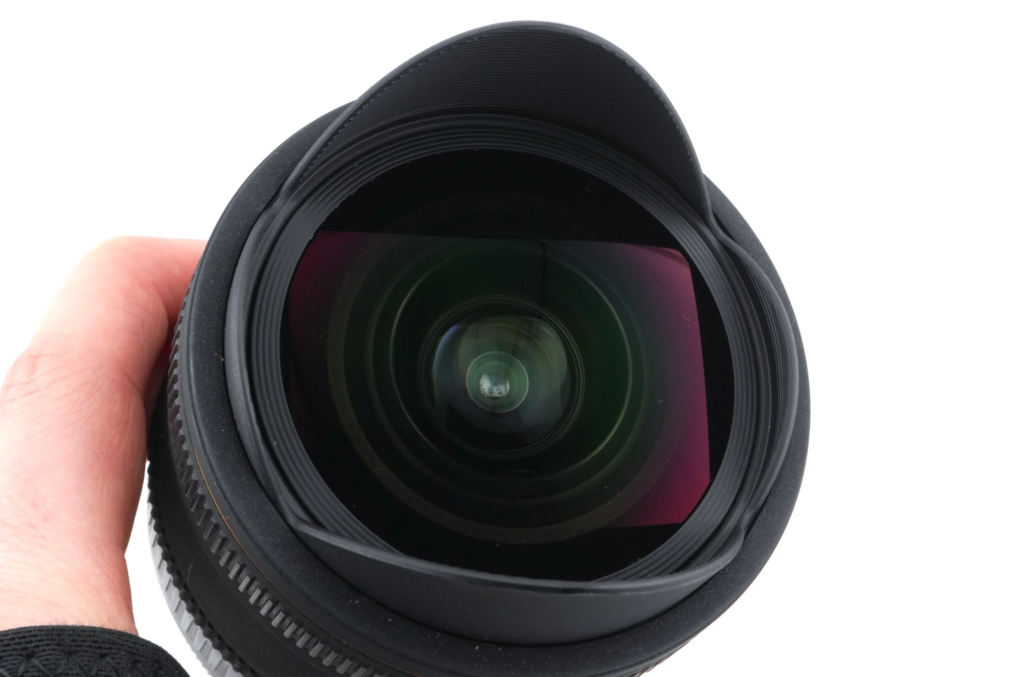Sigma 10mm f2.8 EX DC HSM Fisheye - Image 3