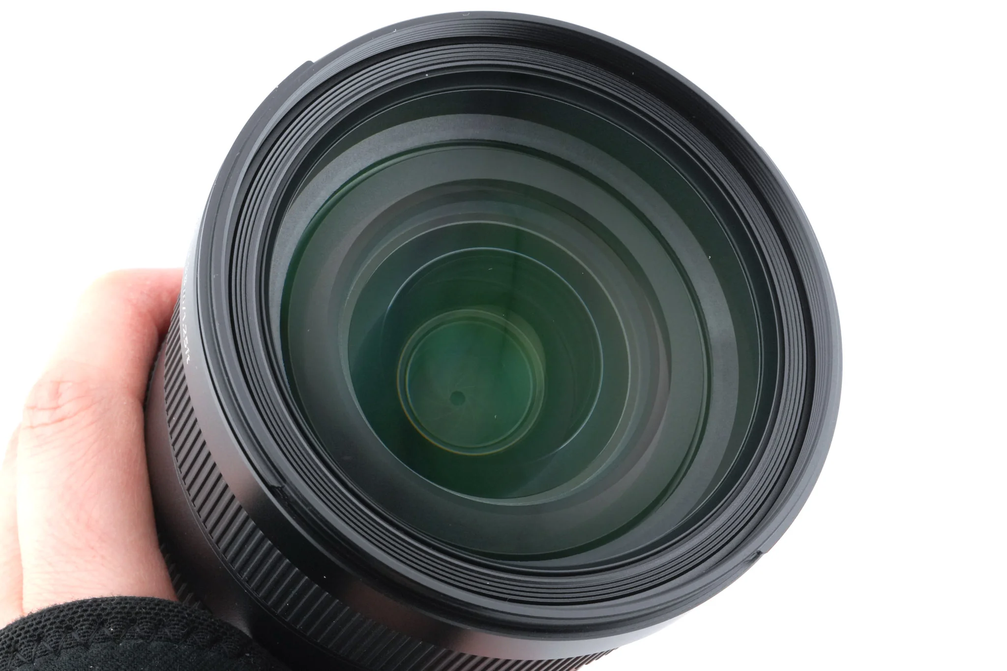 Sony 24-70mm f2.8 GM (SEL2470GM) - Image 5