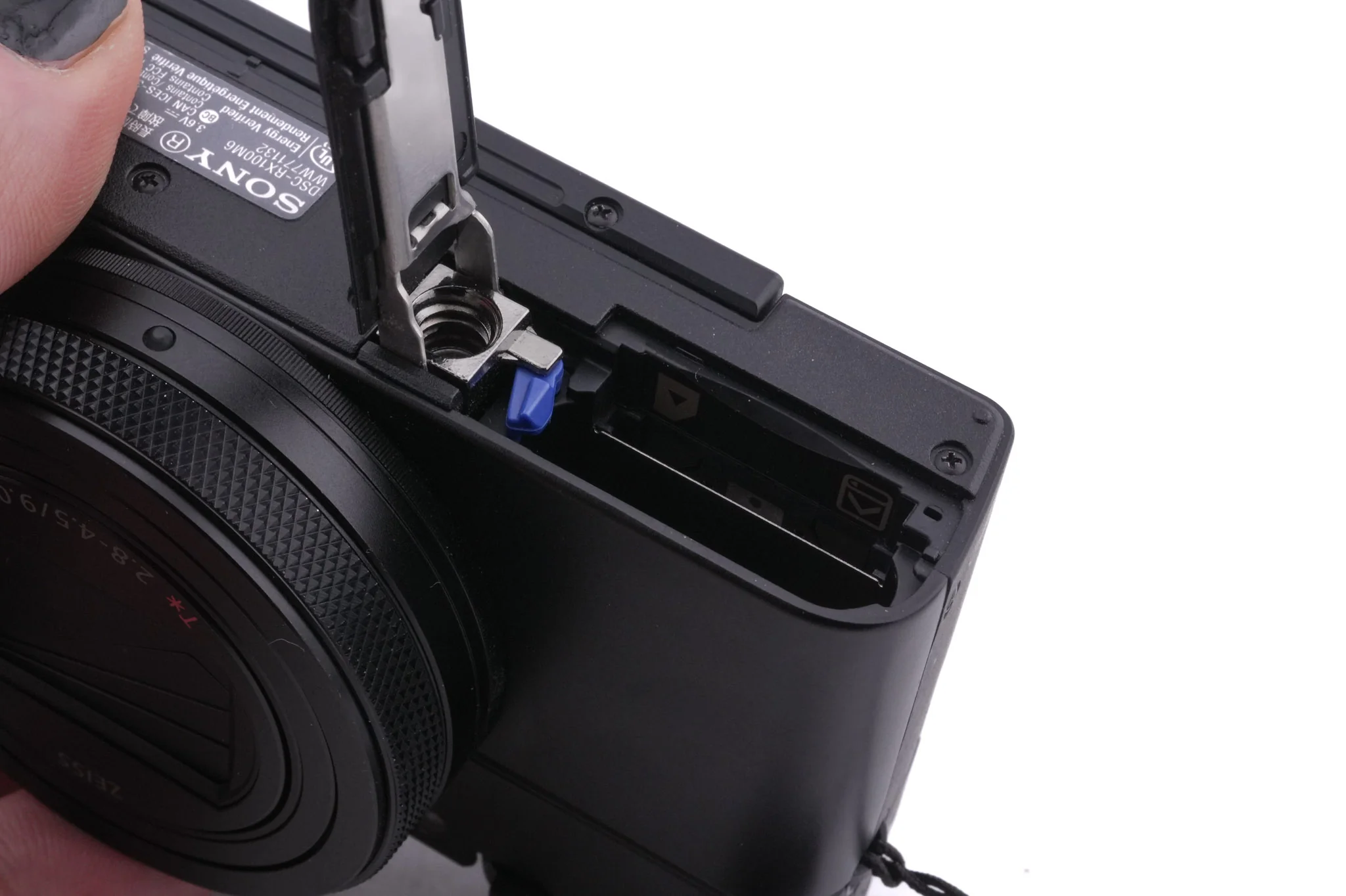 Sony Cyber-Shot DSC-RX100 VI - Image 8